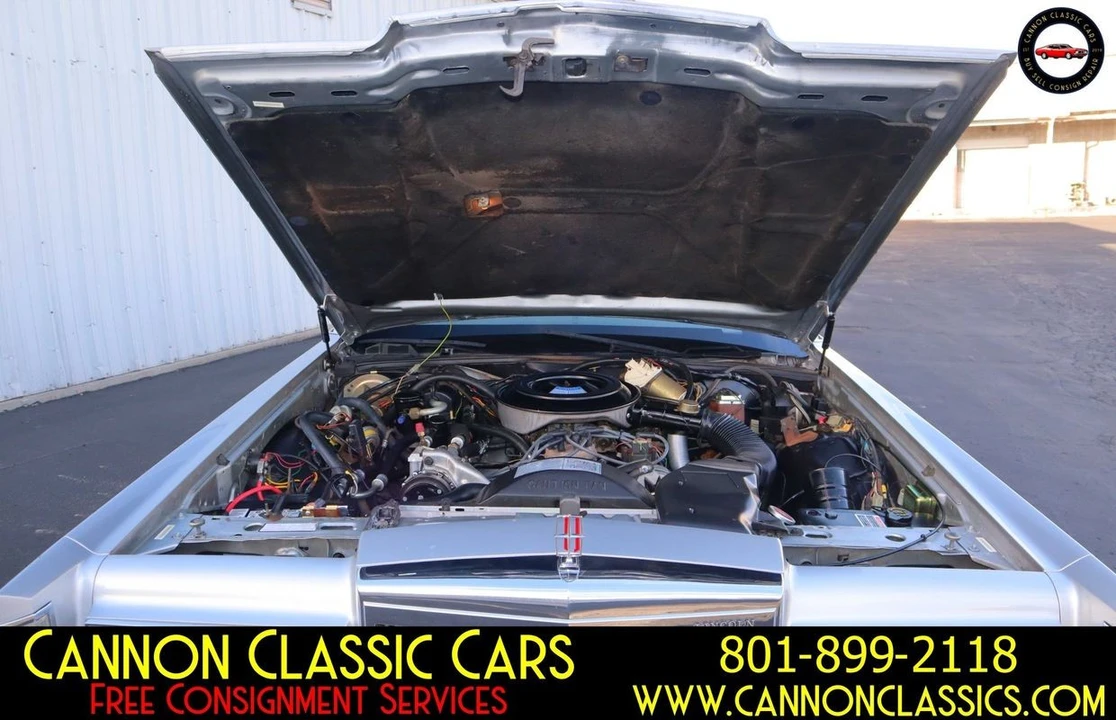 1984 Lincoln Town Car - Image 17 of 21