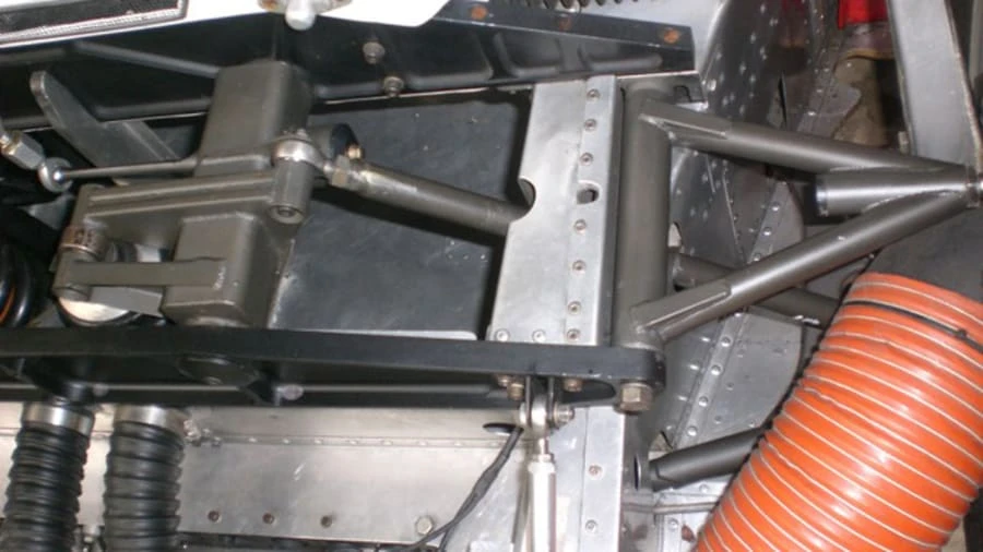 1984 Lola - Image 4 of 6