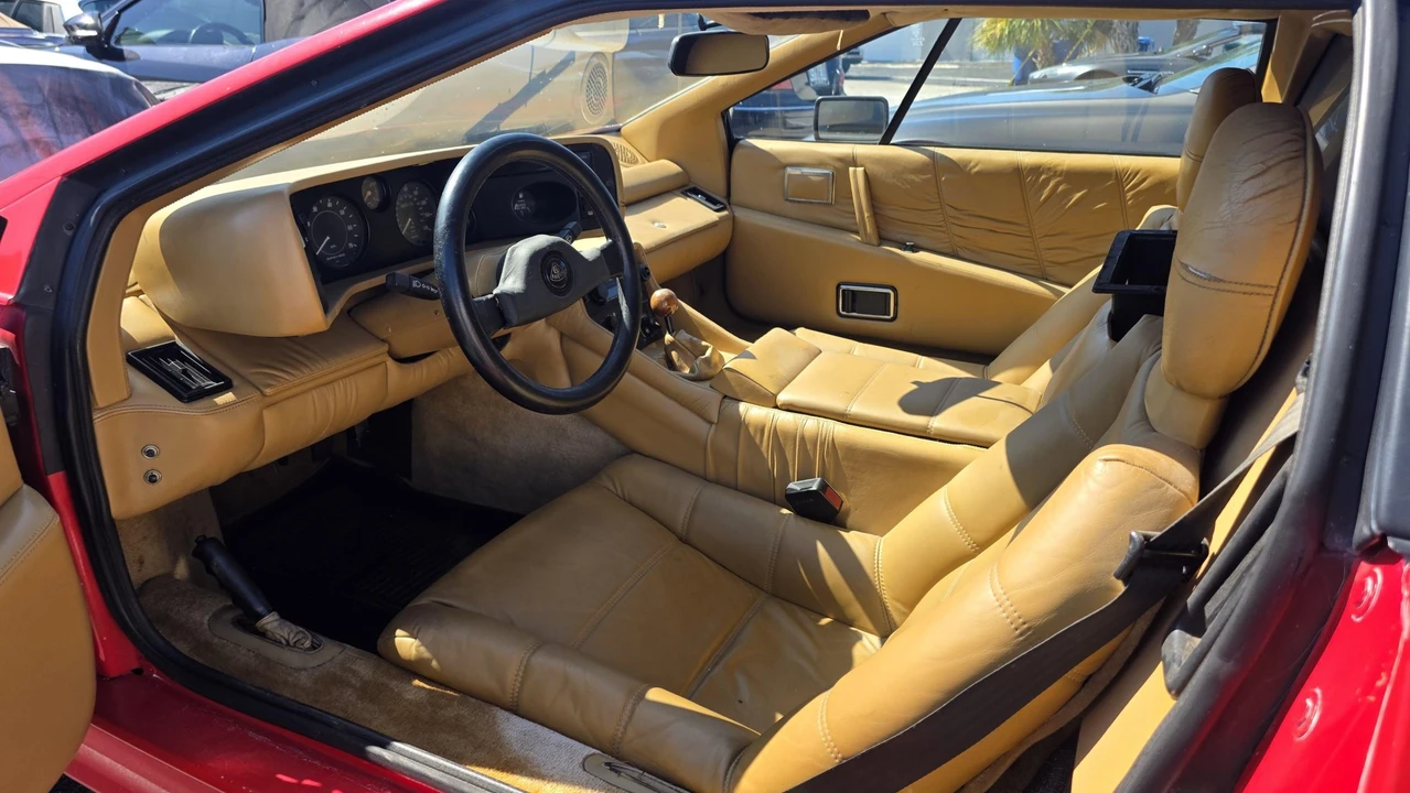 1984 Lotus Esprit Series 3 & Turbo - Image 28 of 31