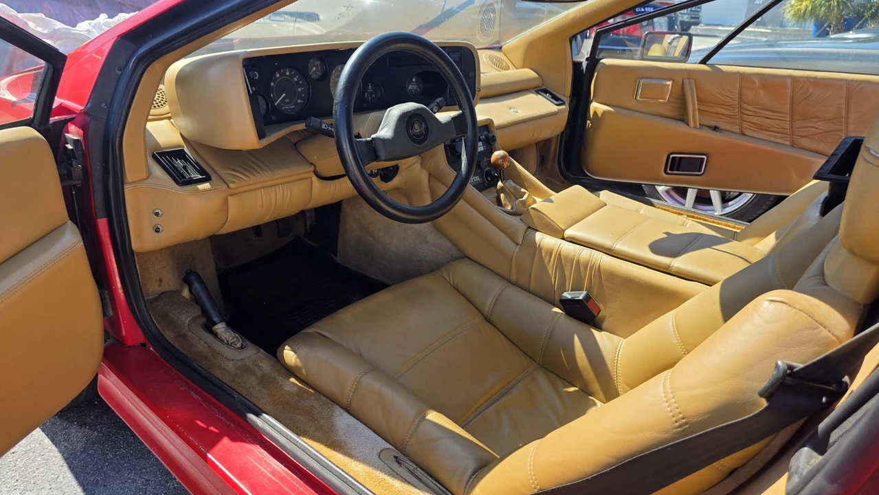 1984 Lotus Esprit Series 3 & Turbo - Image 29 of 31