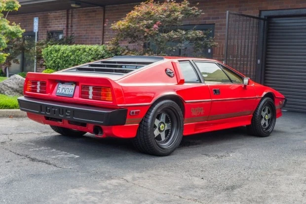 1984 Lotus Esprit Series 3 & Turbo - Image 2 of 8