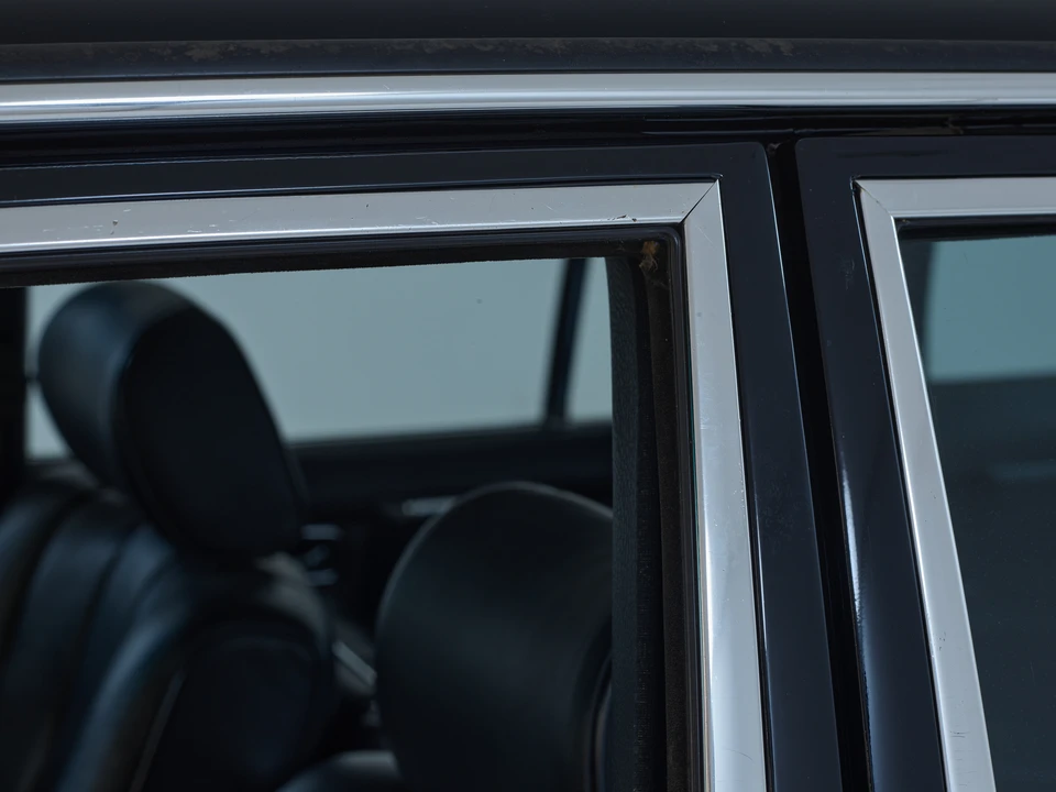 1984 Mercedes-Benz E-Class - Image 14 of 31