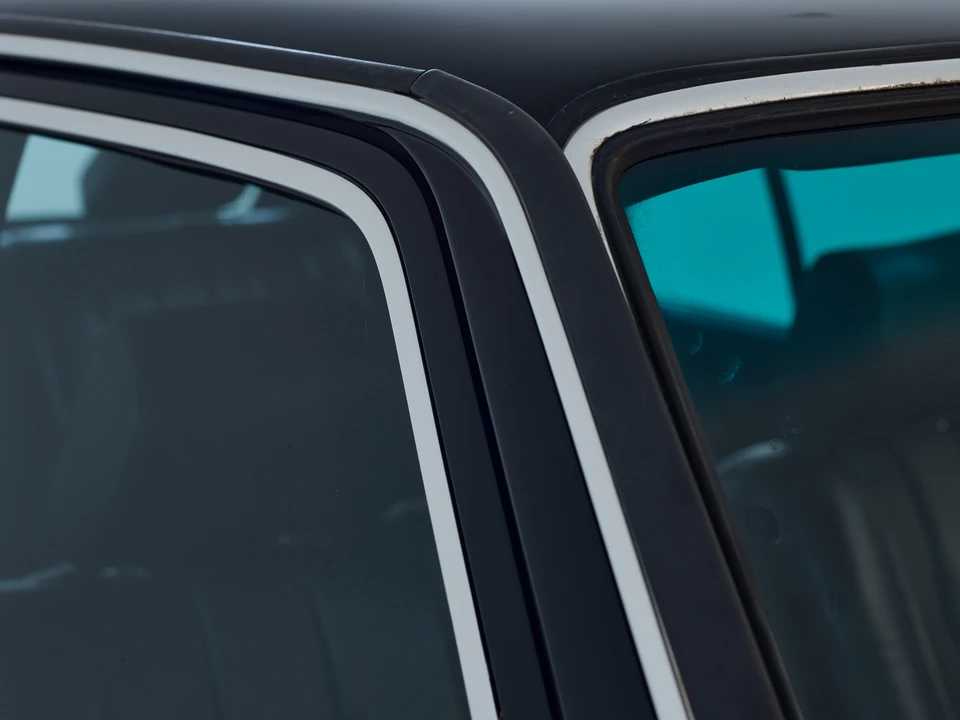 1984 Mercedes-Benz E-Class - Image 23 of 31