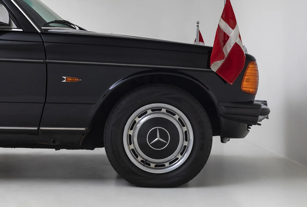 1984 Mercedes-Benz E-Class - Image 6 of 31