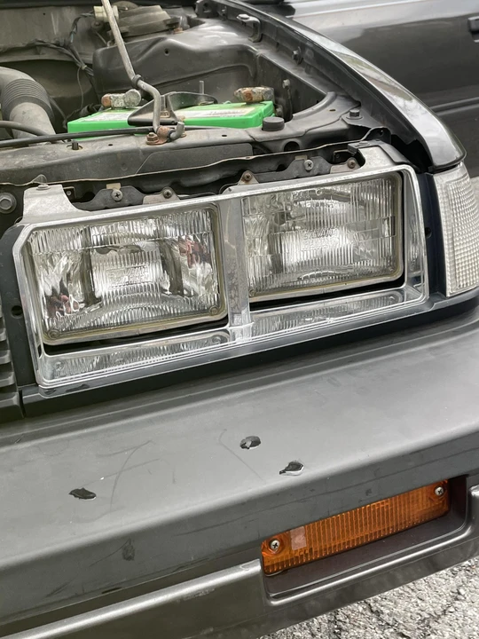 1984 Mazda - Image 27 of 31