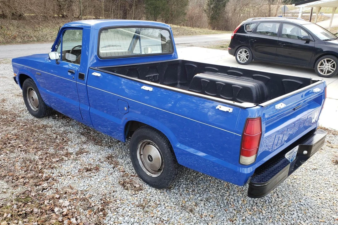 1984 Mazda B Series 3rd Gen - Image 4 of 31