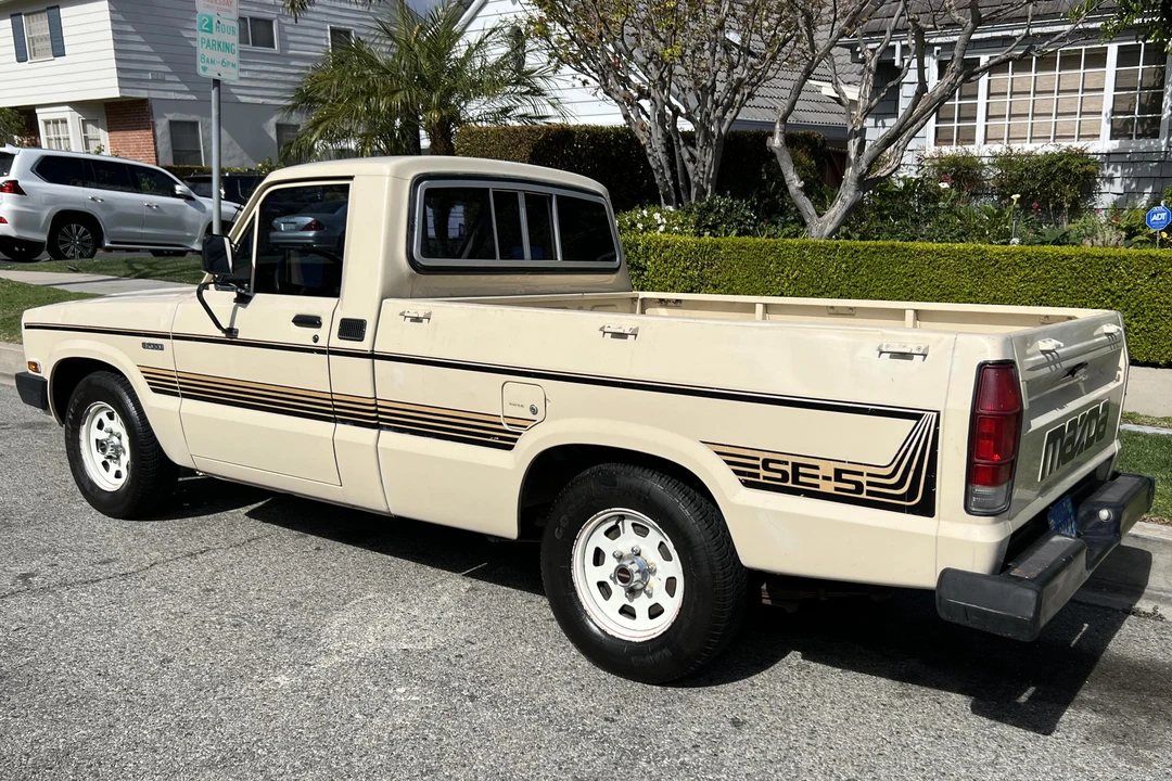 1984 Mazda B Series 3rd Gen - Image 5 of 31