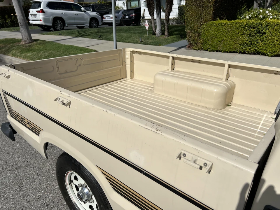 1984 Mazda B Series 3rd Gen - Image 19 of 31
