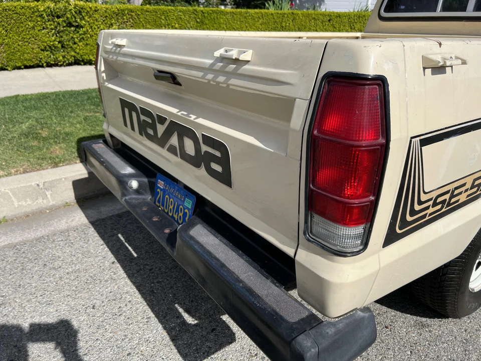 1984 Mazda B Series 3rd Gen - Image 17 of 31
