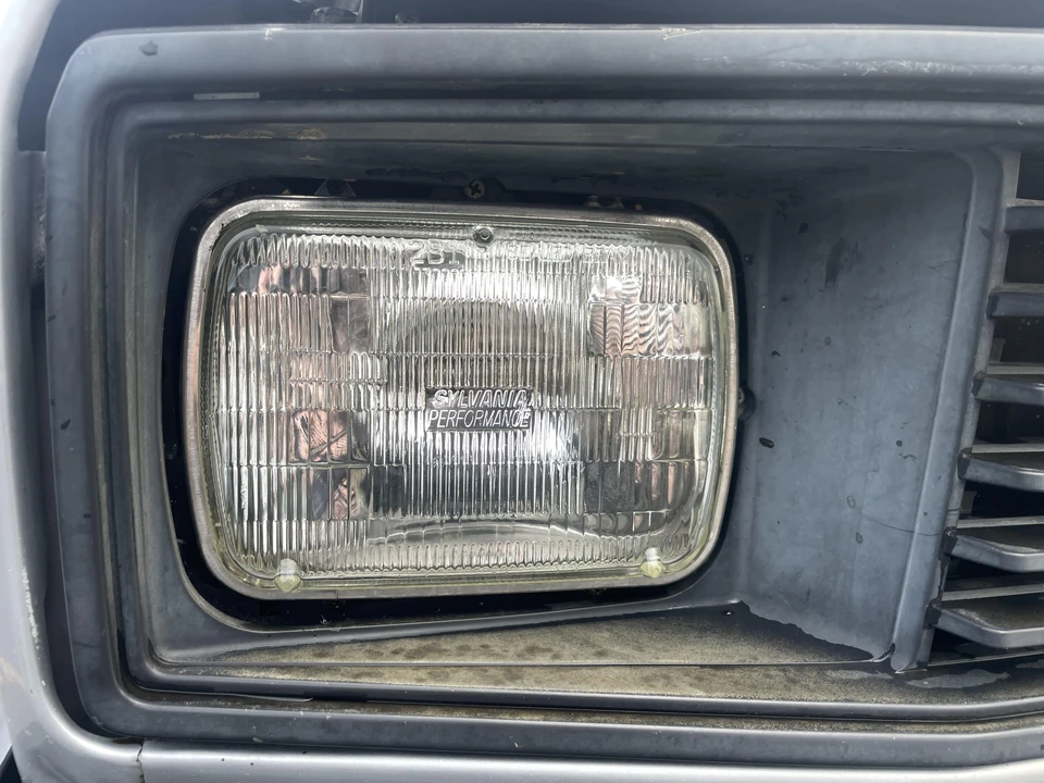 1984 Mazda B Series 3rd Gen - Image 24 of 31