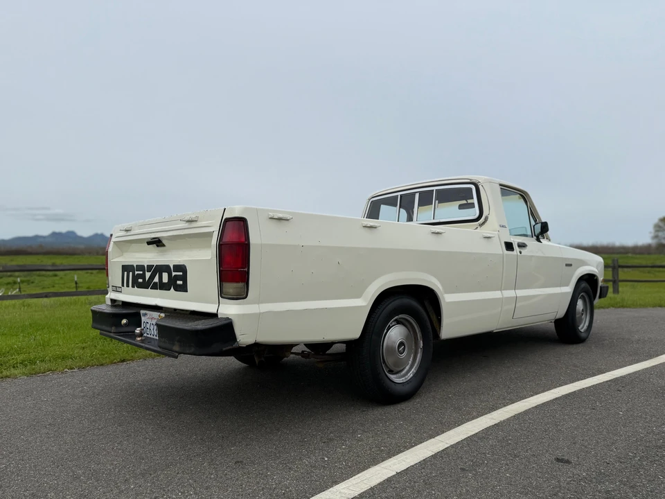1984 Mazda B Series 3rd Gen - Image 24 of 31