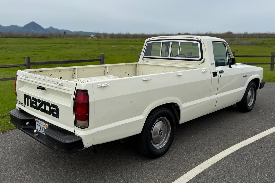 1984 Mazda B Series 3rd Gen - Image 4 of 31