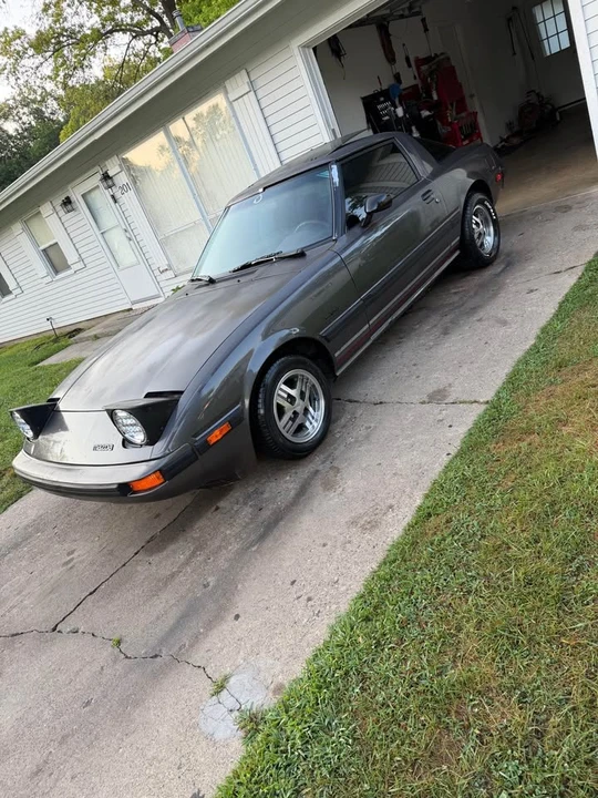 1984 Mazda RX-7 SA & FB - Image 2 of 8
