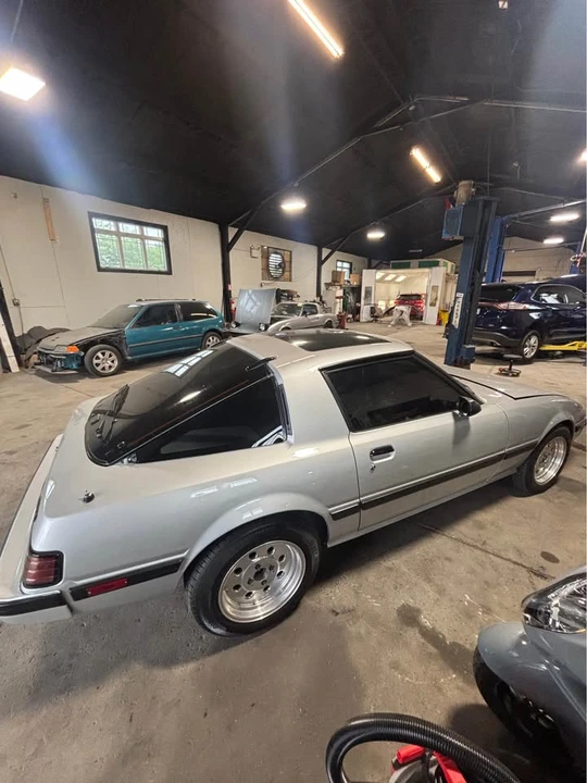 1984 Mazda RX-7 SA & FB - Image 6 of 10