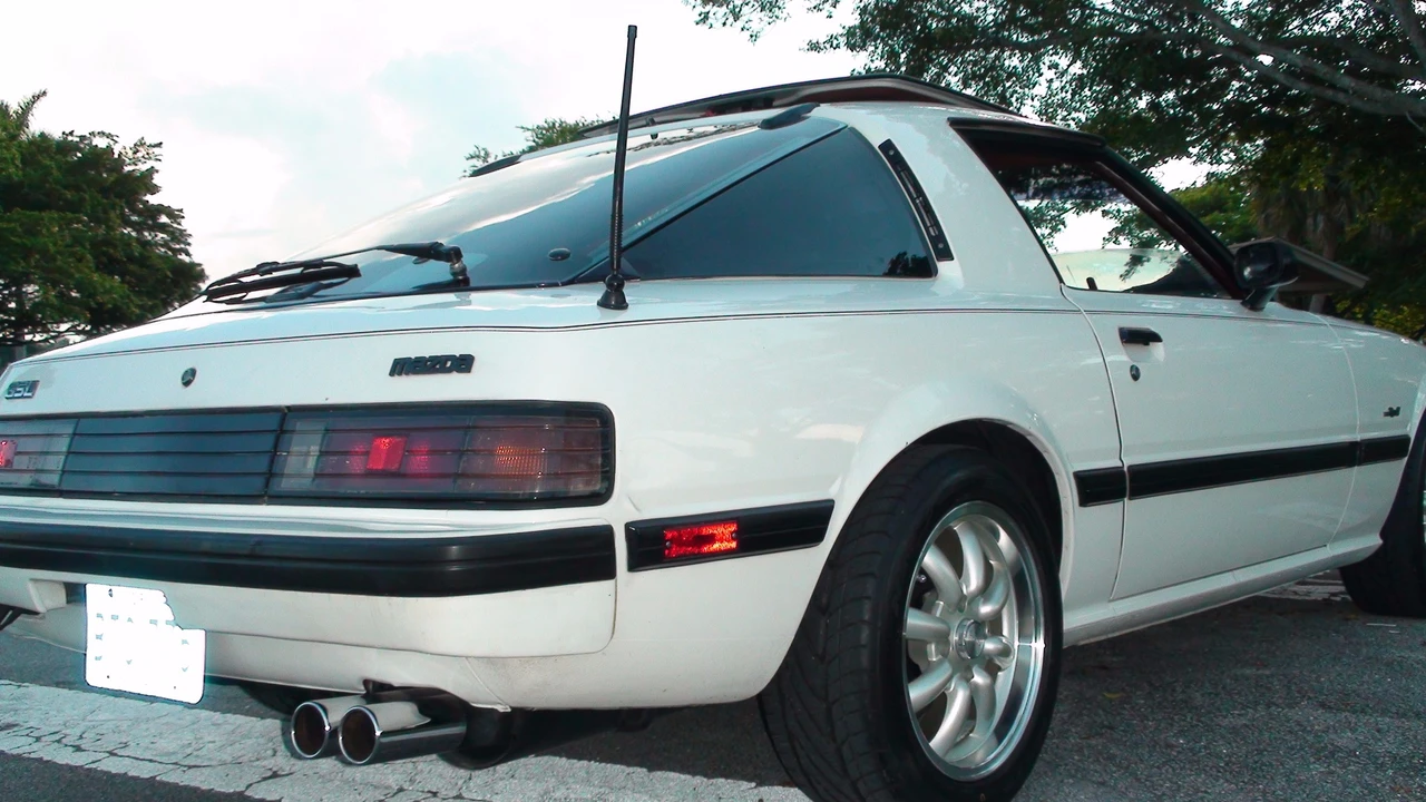 1984 Mazda RX-7 SA & FB - Image 8 of 31