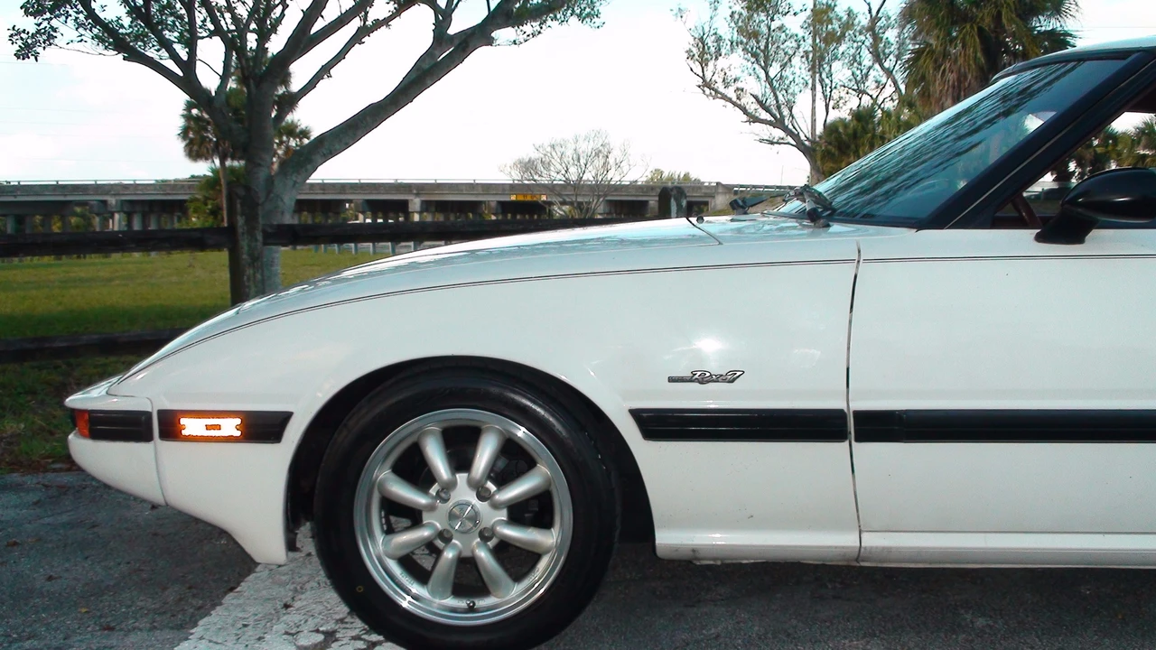 1984 Mazda RX-7 SA & FB - Image 10 of 31