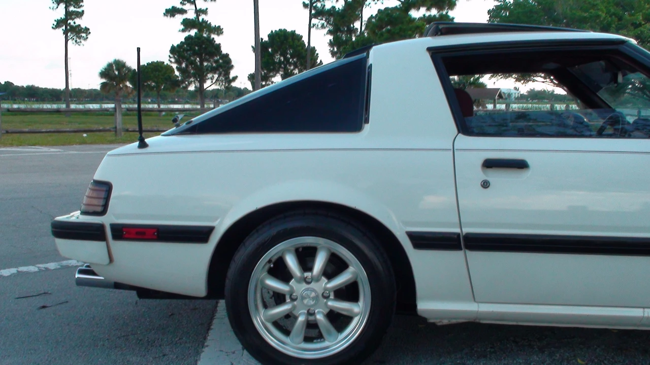 1984 Mazda RX-7 SA & FB - Image 13 of 31