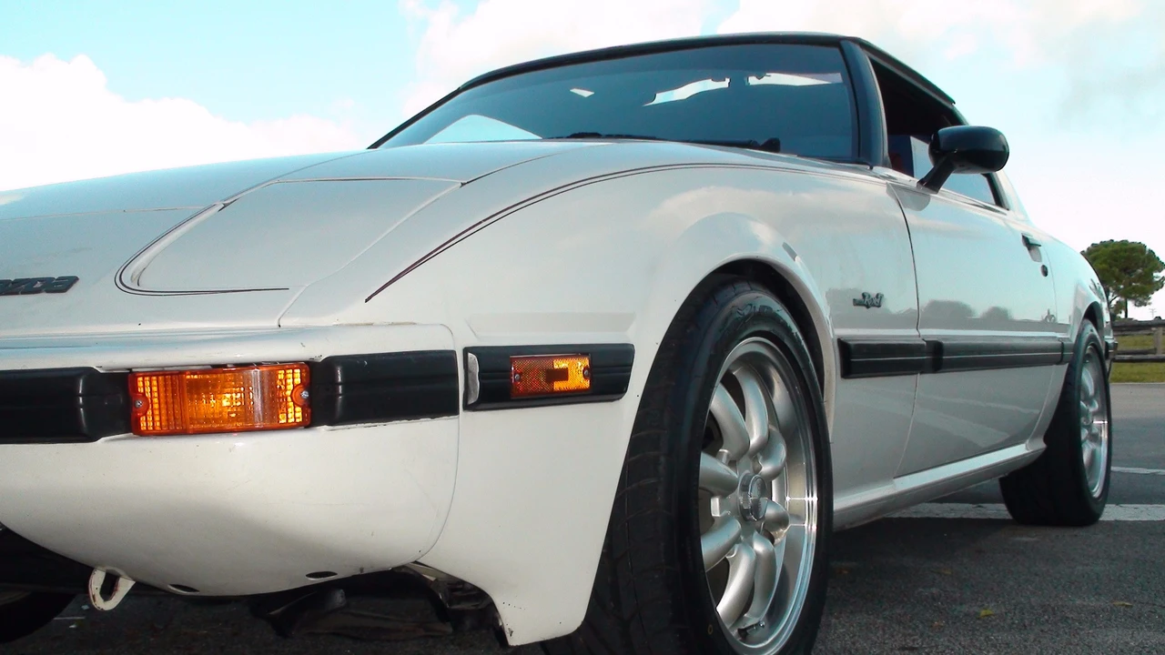 1984 Mazda RX-7 SA & FB - Image 6 of 31