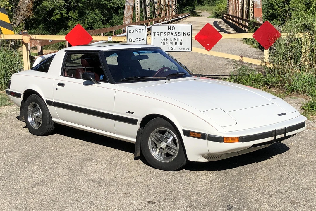 1984 Mazda RX-7 SA & FB - Image 2 of 5