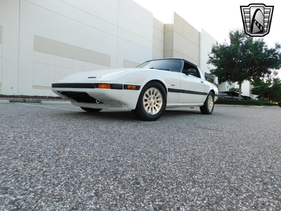1984 Mazda RX-7 SA & FB - Image 12 of 12