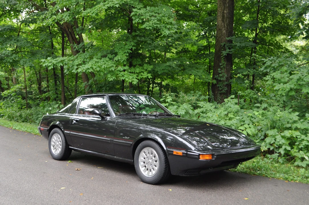 1984 Mazda RX-7 SA & FB - Image 2 of 31