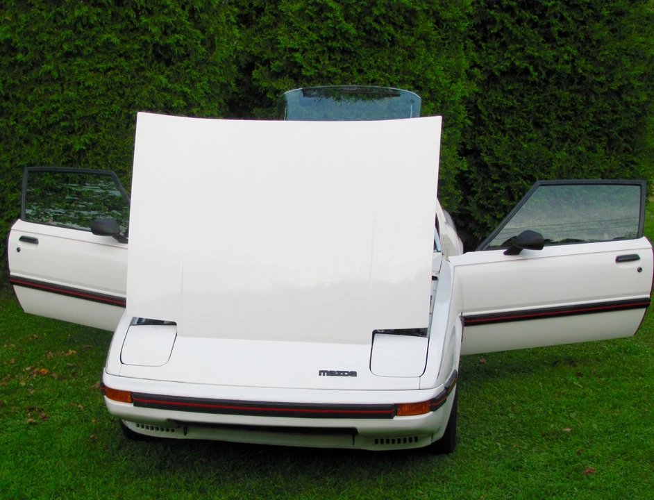 1984 Mazda RX-7 SA & FB - Image 15 of 31