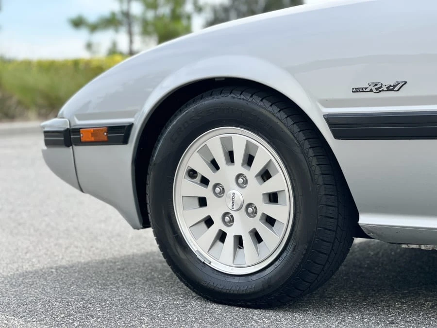 1984 Mazda RX-7 SA & FB - Image 9 of 31