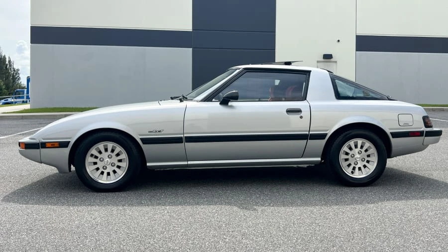 1984 Mazda RX-7 SA & FB - Image 2 of 31