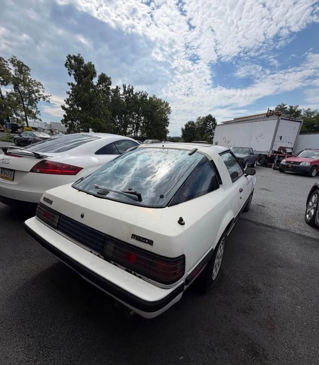 1984 Mazda RX-7 SA & FB - Image 6 of 7