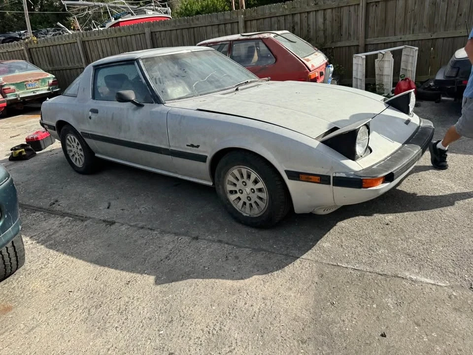 1984 Mazda RX-7 SA & FB - Image 2 of 5