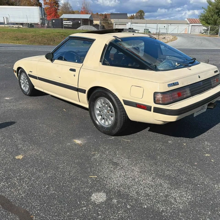 1984 Mazda RX-7 SA & FB - Image 7 of 17