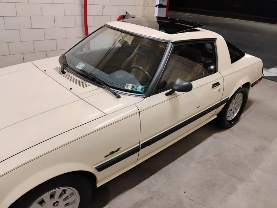 1984 Mazda RX-7 SA & FB - Image 2 of 9
