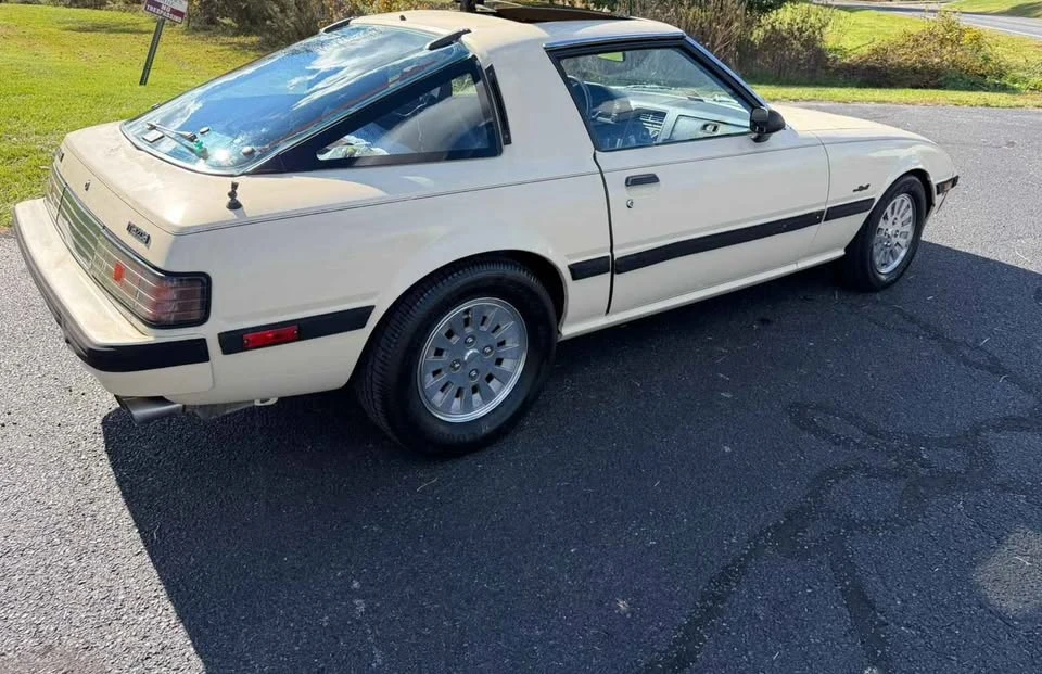 1984 Mazda RX-7 SA & FB - Image 11 of 17