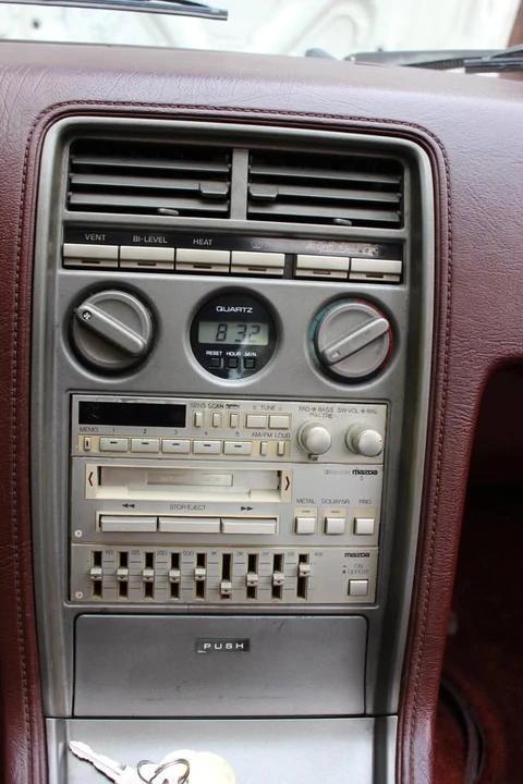 1984 Mazda RX-7 SA & FB - Image 11 of 18