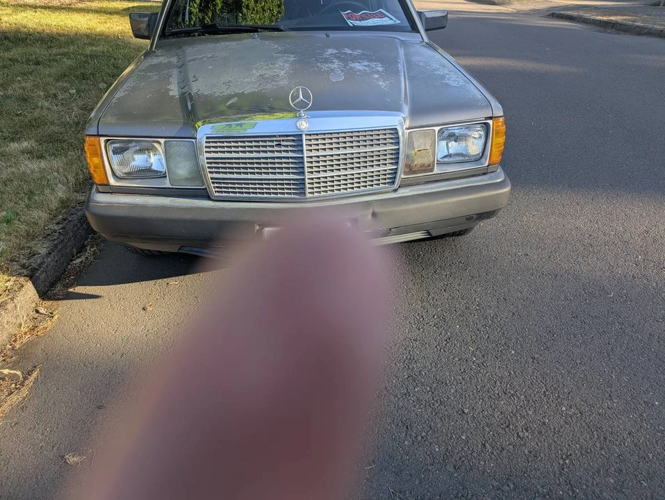 1984 Mercedes-Benz 190E - Image 4 of 18