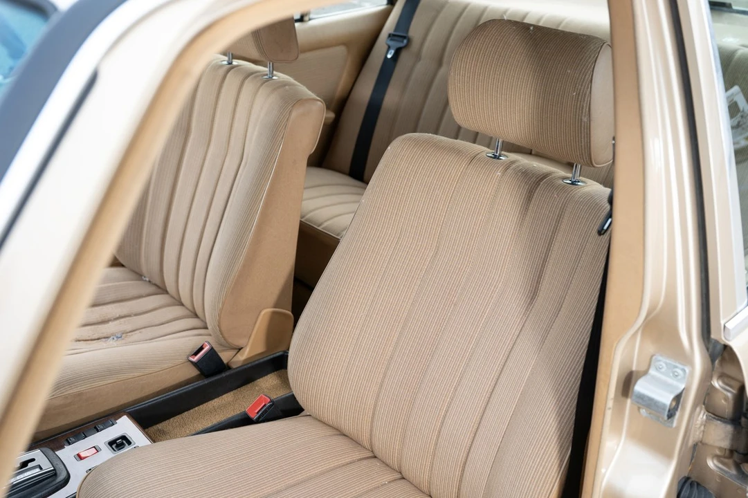 1984 Mercedes-Benz E-Class - Image 30 of 30