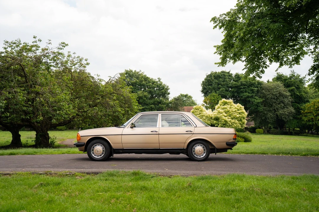 1984 Mercedes-Benz E-Class - Image 7 of 30