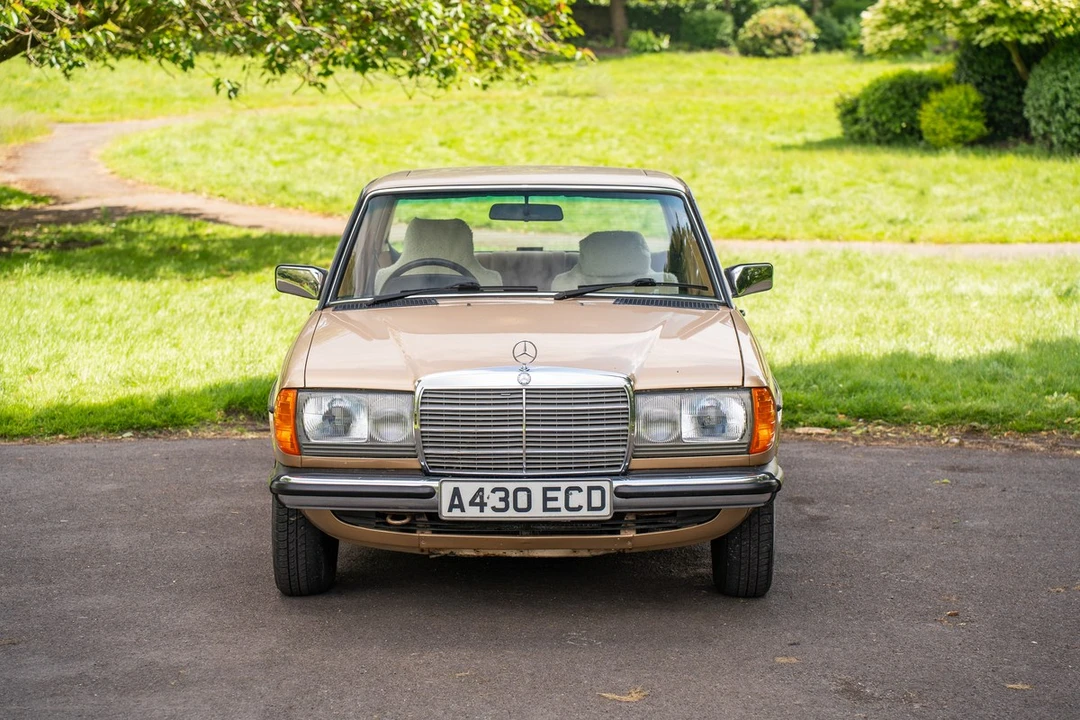 1984 Mercedes-Benz E-Class - Image 4 of 30