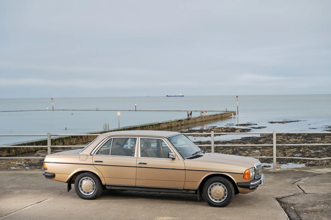 1984 Mercedes-Benz E-Class - Image 10 of 30