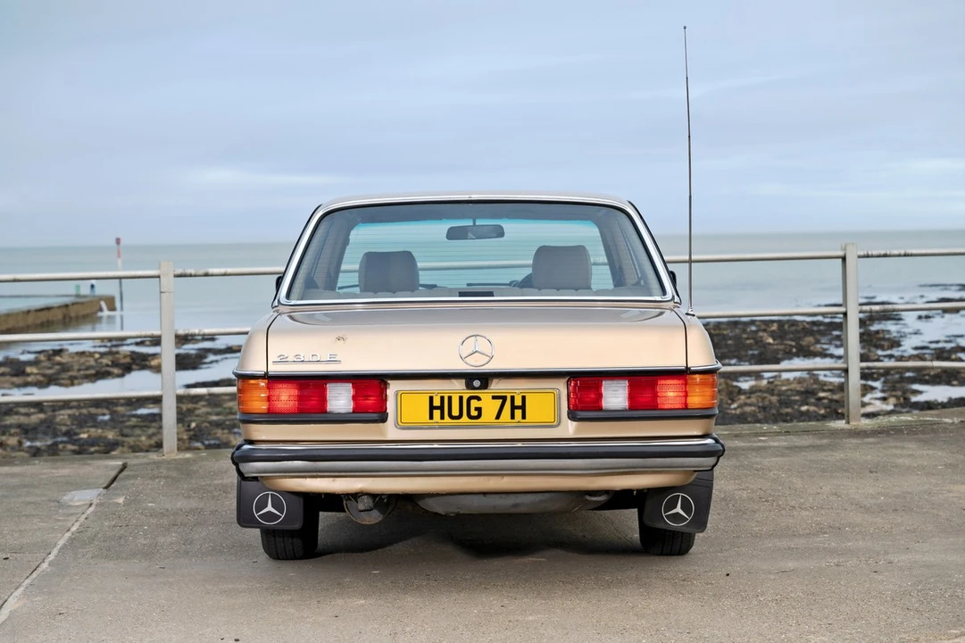 1984 Mercedes-Benz E-Class - Image 18 of 30
