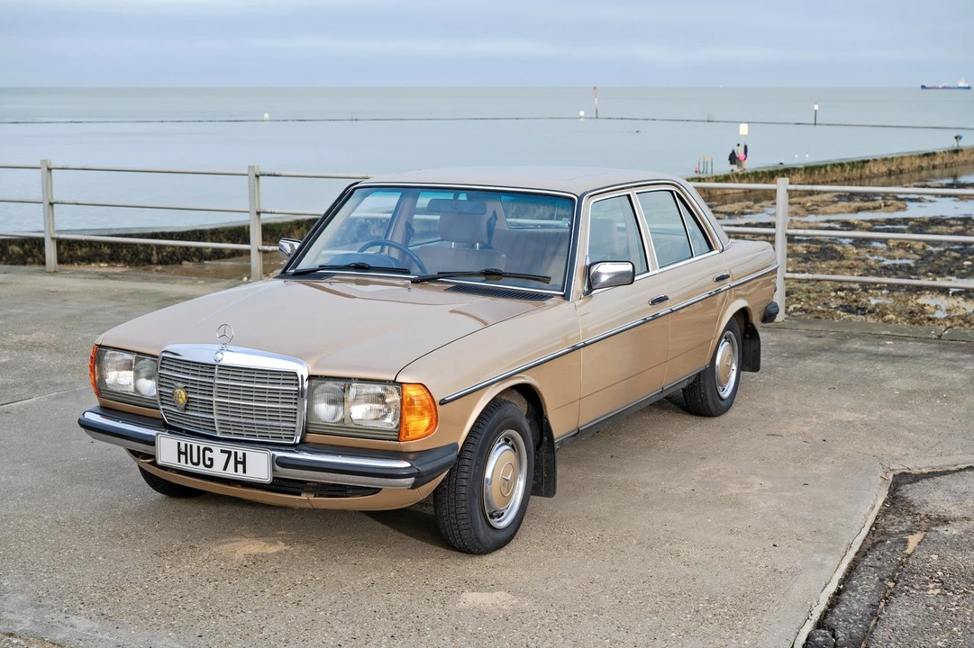 1984 Mercedes-Benz E-Class - Image 16 of 30