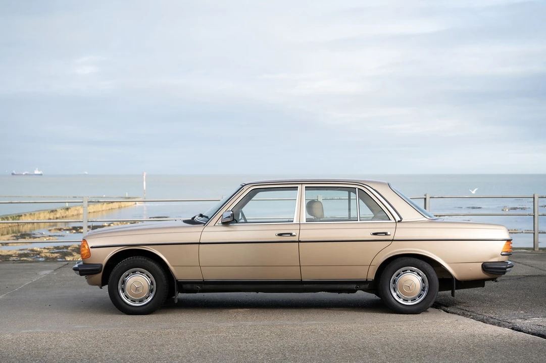 1984 Mercedes-Benz E-Class - Image 12 of 30