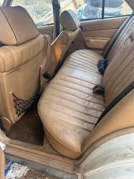 1984 Mercedes-Benz 190E - Image 6 of 6