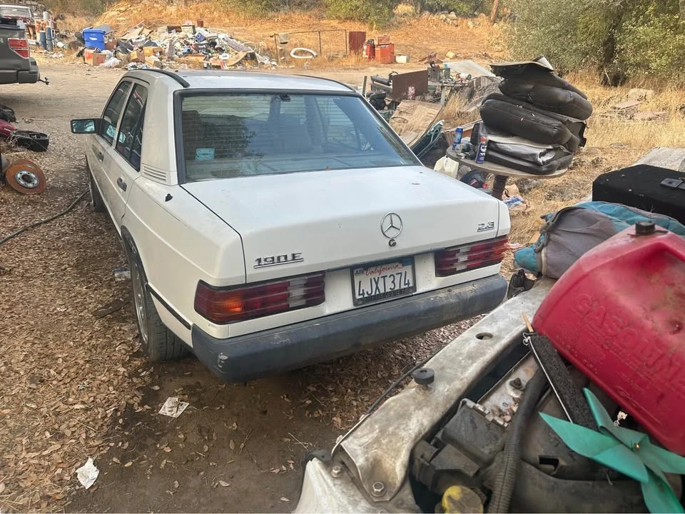 1984 Mercedes-Benz 190E - Image 4 of 6