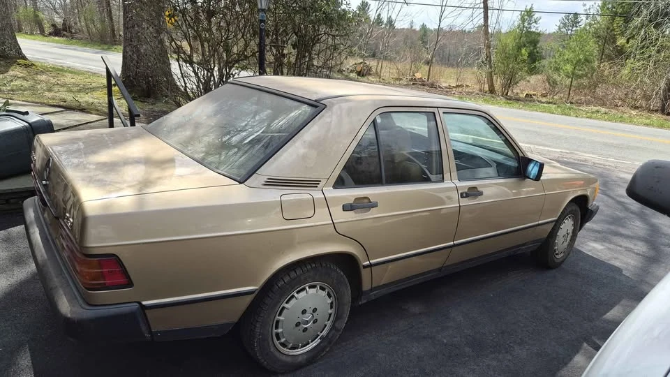 1984 Mercedes-Benz 190E - Image 11 of 13