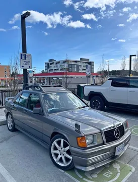 1984 Mercedes-Benz 190 E