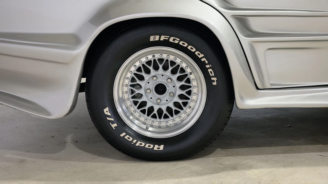 1984 Mercedes-Benz 190E - Image 25 of 31