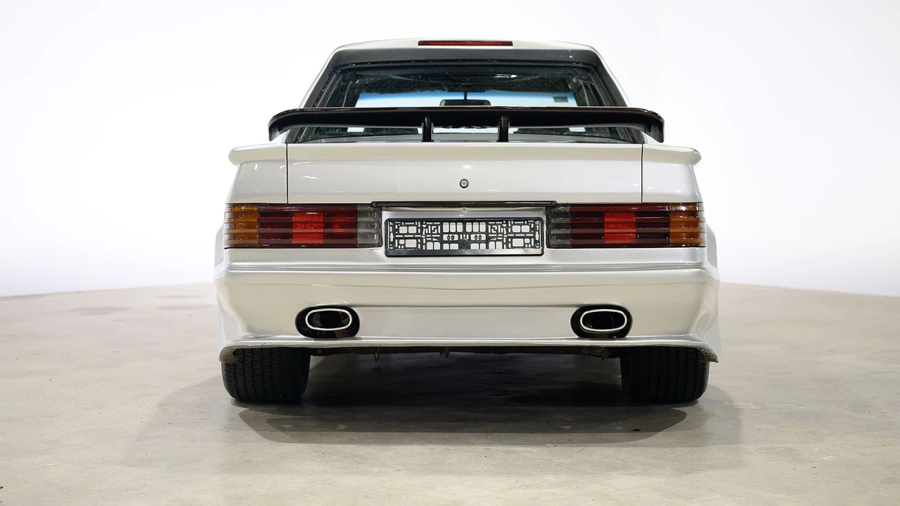 1984 Mercedes-Benz 190E - Image 3 of 31