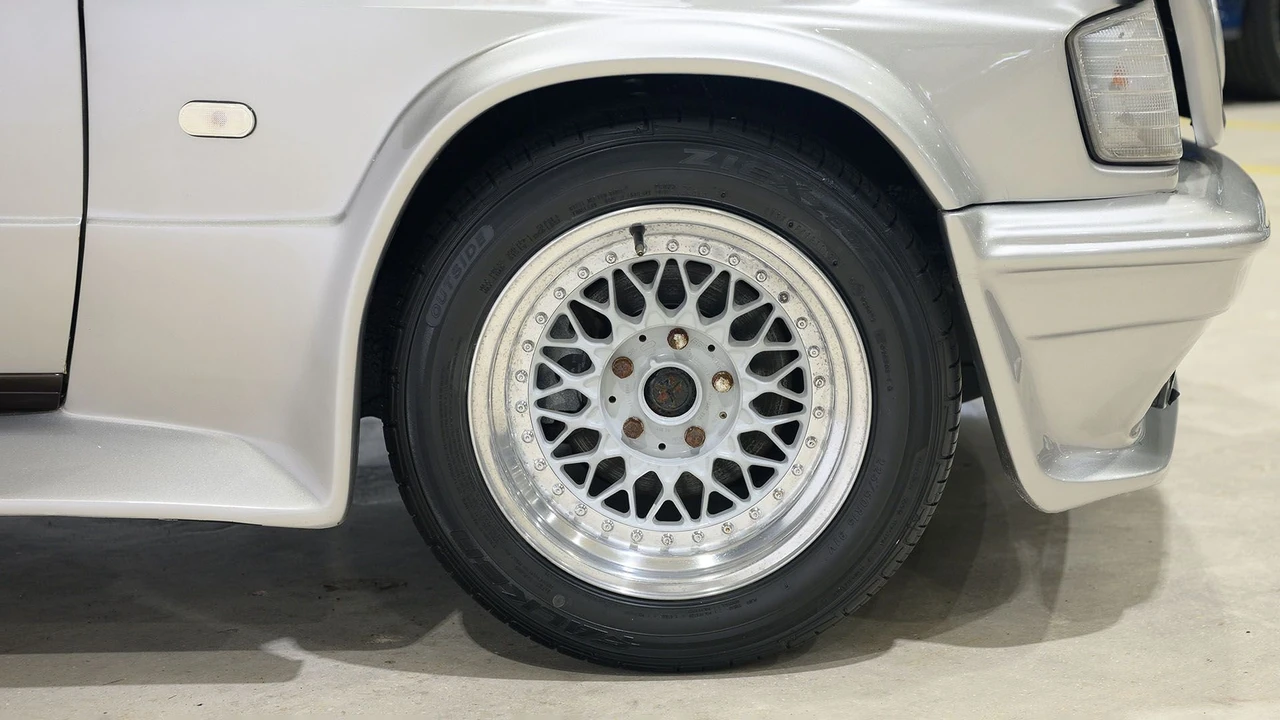 1984 Mercedes-Benz 190E - Image 22 of 31
