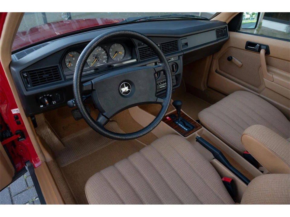 1984 Mercedes-Benz SL-Class - Image 6 of 11